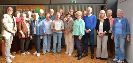 16 ouderenadviseurs ronden hun opleiding af